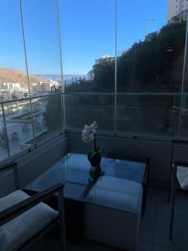Ein Balkon oder eine Terrasse in der Unterkunft Depto en Sunset Arena Concón