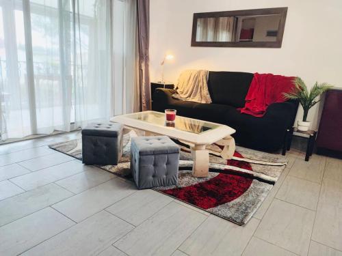 Logement entier avec coin jardin