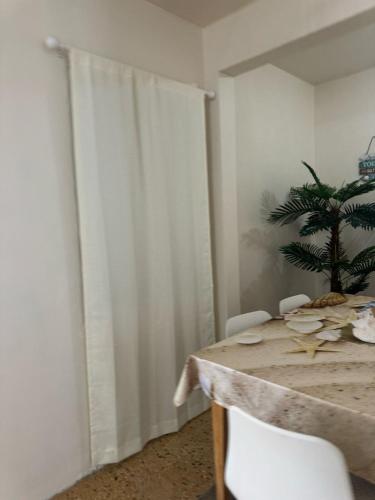 Gambar di galeri bagi Besos del Mar di Camaceyes