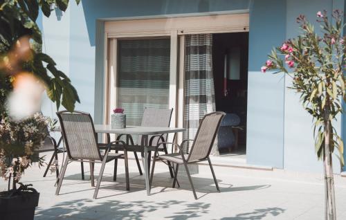 Imagen de la galería de Stergios House, en Kalamaki