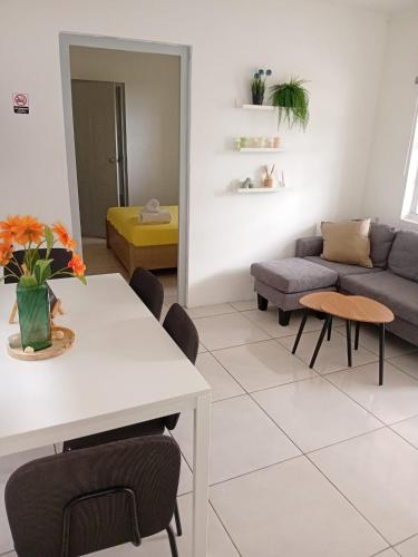 Vista Mariposa Apartment