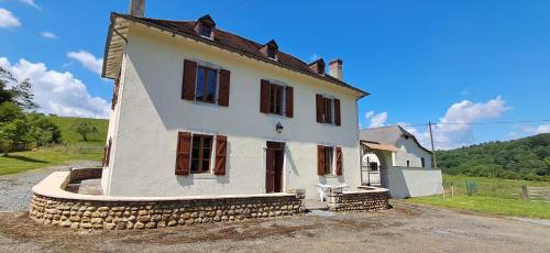 Charmante maison - Terrasse, Piscine - Près de Pau