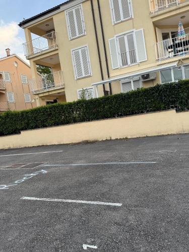 Apartments with parking space Vantacici, Krk - 24504