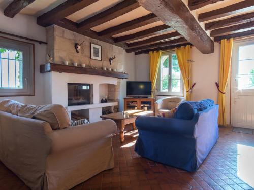 Cottage in Montrichard near Castles, cleaning included