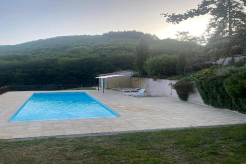 Holiday Home in Courniou with Pool and Views, cleaning included