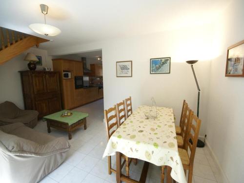 Holiday Home in Erquy near the Sea, cleaning included