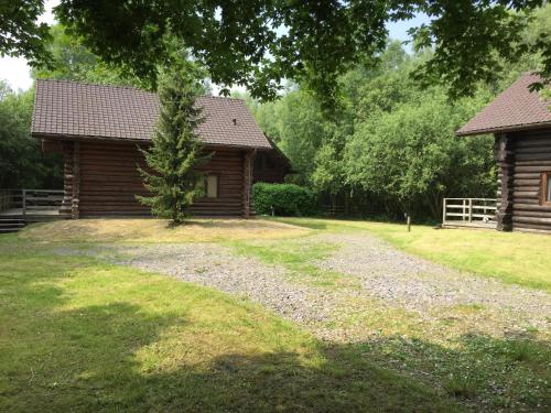 Chalet near Lake and Pool in Quend-Plage, cleaning included
