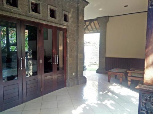 Imagen de la galería de Puri Rai Hotel, en Padangbai