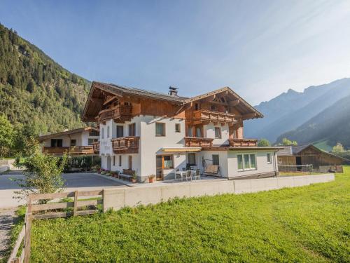 Foto dalla galleria di Apartment in Milders near Stubai Glacier, cleaning included a Neustift im Stubaital