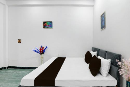 Fotografie z fotogalerie ubytování Hotel O A.R Palace v destinaci Lakhnaú