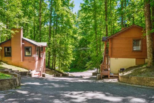 Deer View, Hot Tub, Private Cabin, Close to Everything photo 33