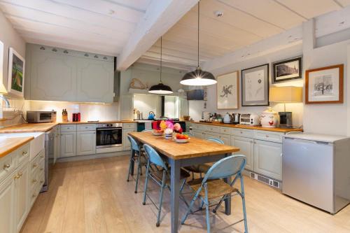 Dapur atau dapur kecil di The Brick House