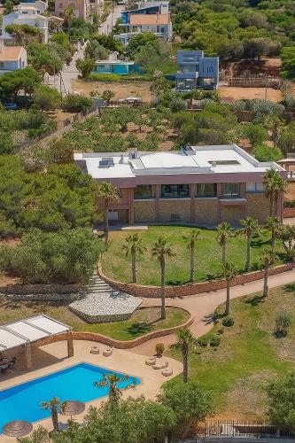 Blue Angel Villa Luxury Seafront Estate