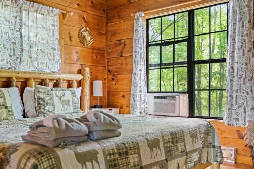 Lands End, Mountain View, Hot Tub, King Bed, WiFi, Fire Place photo 14