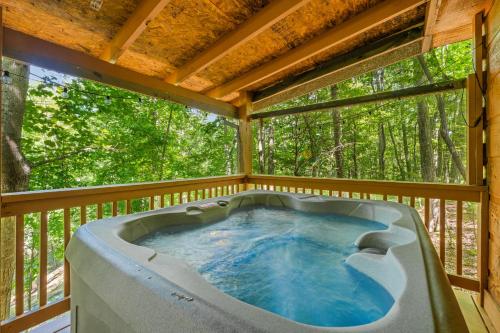 Lands End, Mountain View, Hot Tub, King Bed, WiFi, Fire Place photo 6