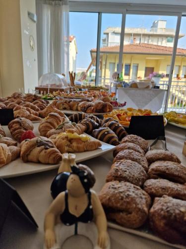 Місця харчування у цей готель або поблизу