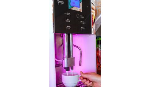 Tetera y cafetera en Hotel Sonne - Adults Only