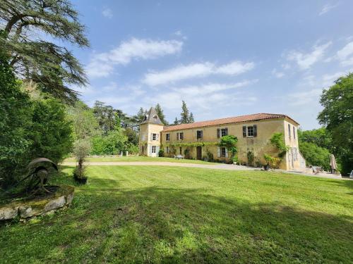 Presbytère d'Arpentian