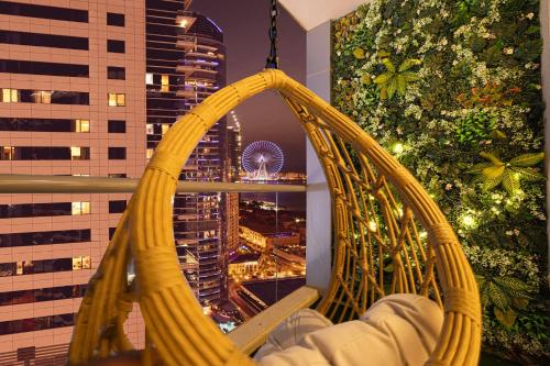 Best Marina & Ain Dubai View w Early Check In & Late Check Out Facility w Steps to JBR beach