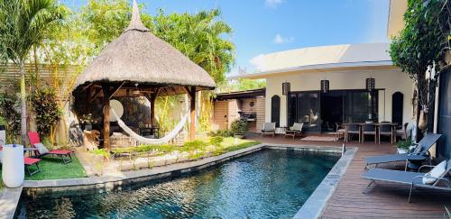 ORCHID Villa luxueuse avec piscine privée- A 600m de la plage