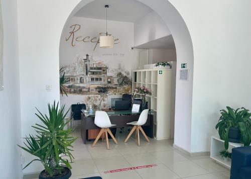 Gallery image of Hostel Cazino Nord Rooms in Mamaia