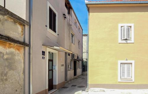 Amazing Apartment In Kastel Stafilic With Wifi