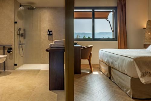 Koupelna v ubytování Hotel & Restaurants - Maison Chabran