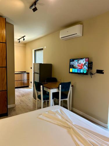 Fotografie z fotogalerie ubytování Vila Shehu v destinaci Zverneci