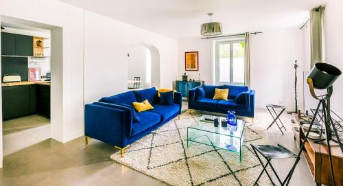 Le Collonges - Spacieux Pied à Terre proche Lyon