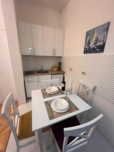 Fotografie z fotogalerie ubytování Apartment La Piedra Budva v destinaci Budva