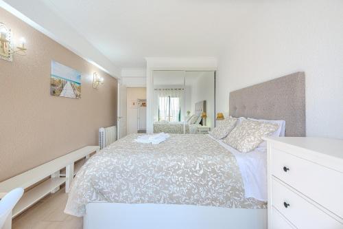Salgados Sunset and Sea View Apartment