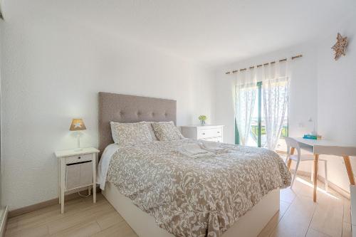 Salgados Sunset and Sea View Apartment