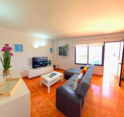 Lidia 1 Apartment, 1st line beach, 1 bedroom 1Bath