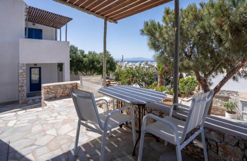 Gallery image of Anna's Place in Iraklia