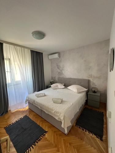 Providenca Apartments