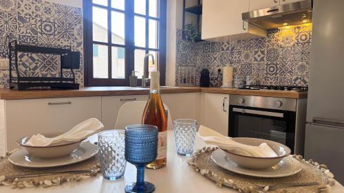Кухня или мини-кухня в Casa Sole e Mare by Sardinianworld
