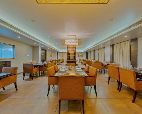 Posezení v ubytování Hotel Black Pearl Sangli