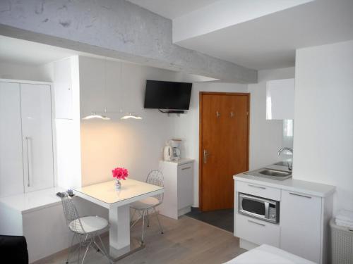 Palladium City Center Apartments