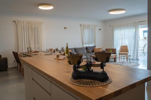 Gallery image of 49 Boutique in Zikhron Ya‘aqov