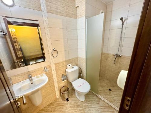 Gallery image of Family Hotel Teos in Kiten