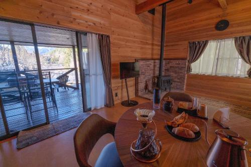 Χώρος καθιστικού στο 道志村 貸別荘 ideal sauna