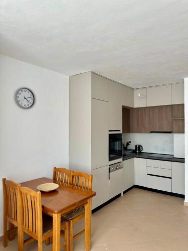 Virtuvė arba virtuvėlė apgyvendinimo įstaigoje D&M Apartment