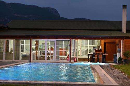 The Emerald Courtyard