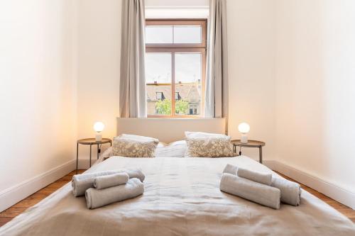 Postel nebo postele na pokoji v ubytování 4BR Apartment - WIFI - NETFLIX - BUSINESS - ZENTRAL - KÜCHE