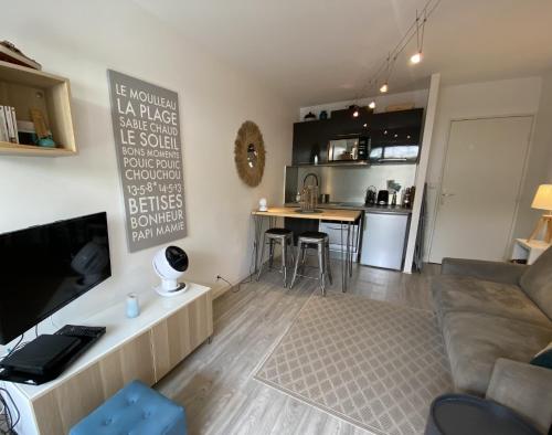 Photo de la galerie de l'établissement C208 Studio Cabine avec Terrasse proche Plage, à Arcachon