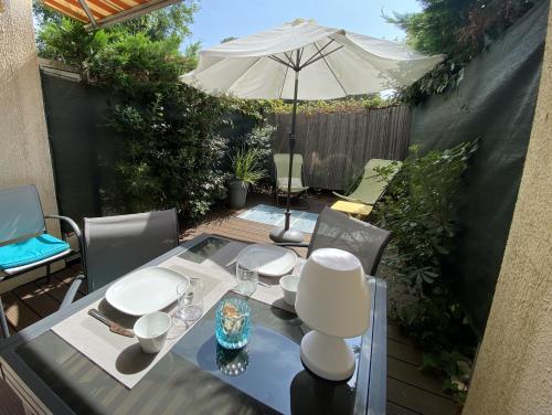 Photo de la galerie de l'établissement C208 Studio Cabine avec Terrasse proche Plage, à Arcachon