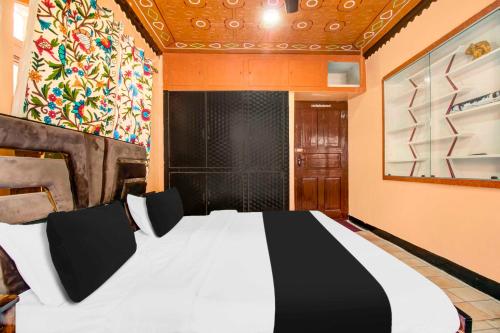 Hotel O Brein Nishatにあるベッド