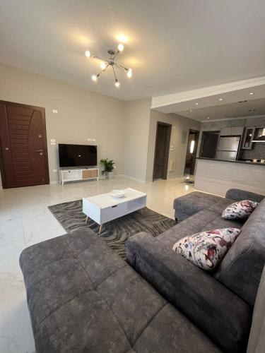 2 bedroom with roof terrace in new cairo