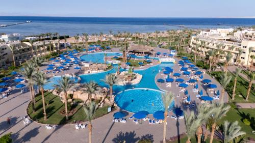 Amwaj Oyoun Resort