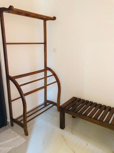 Katil dua tingkat atau katil-katil dua tingkat dalam bilik di Sri White Villa Airport Boutique Hotel